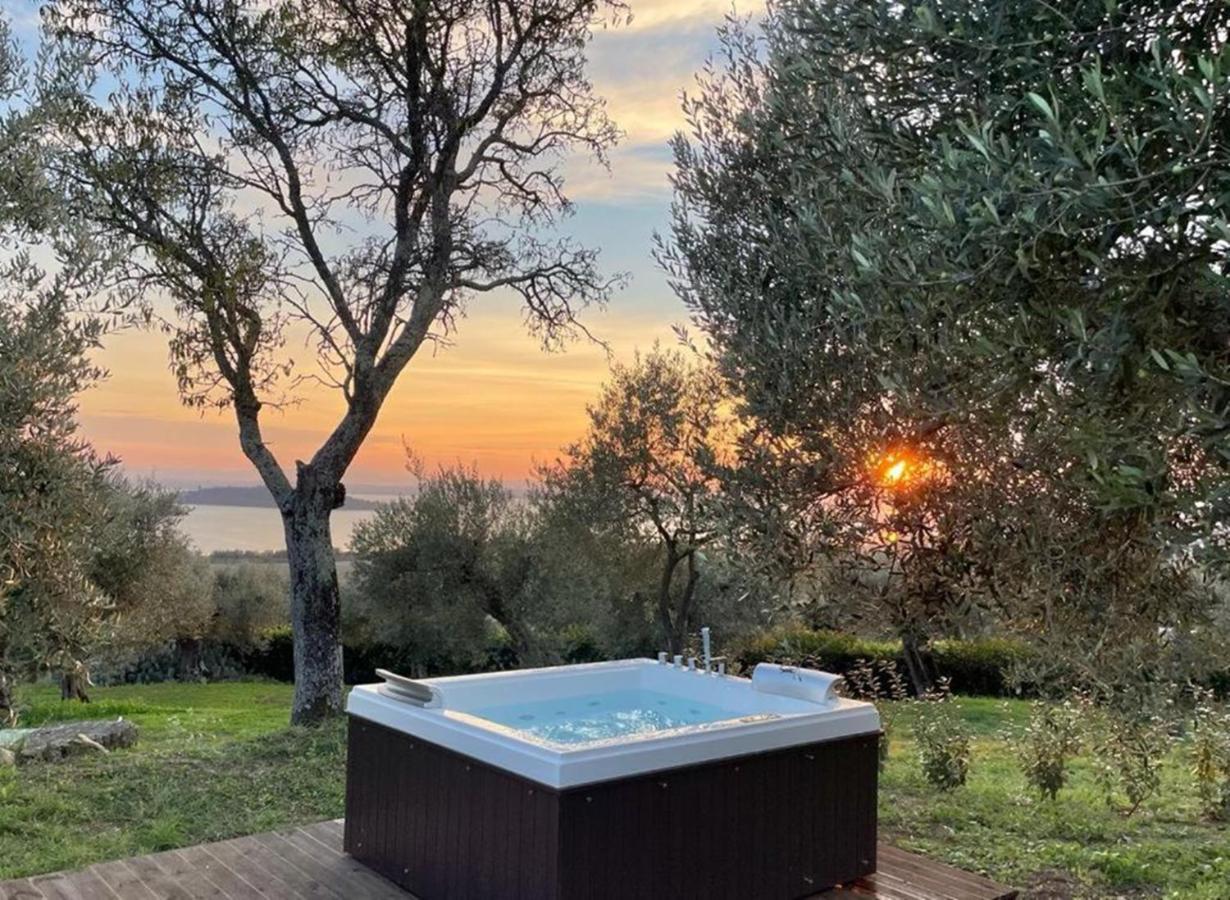 الشقق الفندقية باسّينيانو سول تْرازيفي  Antico Casale Tiravento المظهر الخارجي الصورة